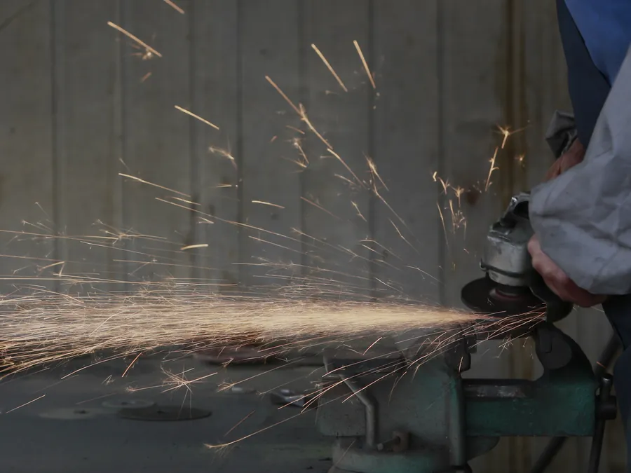 Heavy grinding